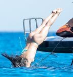 Amelia Gray Hamlin Nude Tits (Topless) Mediterranean Sea June 2026