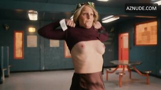 Helen Hunt show awesome nude tits in Serie TV Blindspotting Season 1 Episode 6