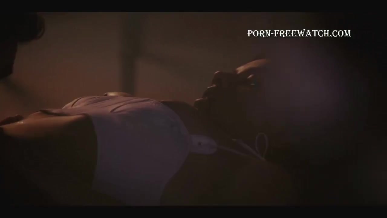 Simone Ashley Nip Slip Nude Tits Cunnilingus Scene "Bridgerton" 2022 S2Ep7