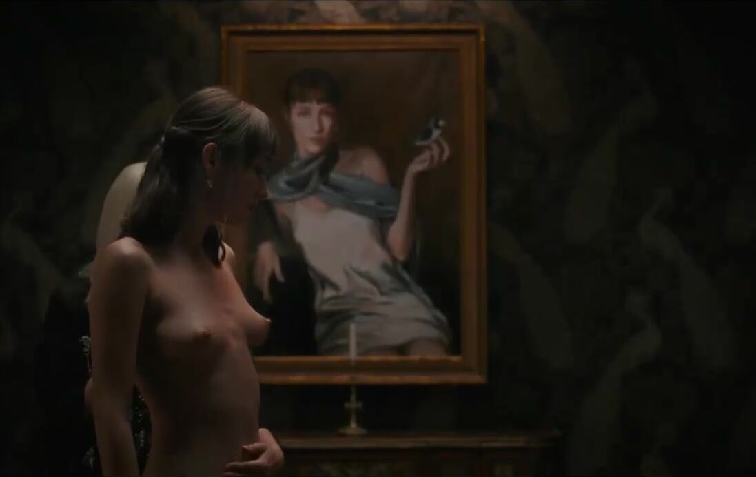 Almudena Amor Nude Tits Scenes "The Grandmother" 2022 / Almudena Amor Desnuda Tetas Escenas "La Abuela"