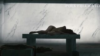 Serenay Sarikaya Nude Tits Sex Scenes "Shahmaran" S1 2023 / Serenay Sarıkaya Çıplak Göğüsler Seks Sahneleri "Şahmaran"