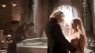 All sex and nude scenes from girls and famous actresses from "Game of Thrones"