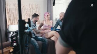 Gwen Adora Nude Tits and Siri Dahl Sexy Scene "Money Shot: The Pornhub Story" 2023