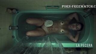 Isel Rodriguez Nude Tits "La Pecera" 2023 / Isel Rodríguez Desnuda Tetas