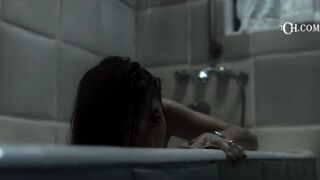 Natalia Córdova-Buckley Sex Scene und Nude Ass "The Portrait" 2023