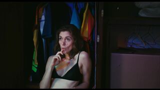 Maud Wyler Nude Tits No Love Lost 2023 / Maud Wyler Seins Nus La fille de son père