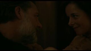Laure Calamy Nude Tits Sex Scene "My Everything" 2024 / Laure Calamy nue seins scène de sexe « Mon inséparable »