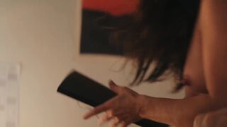 Vimala Pons Nude Tits Sex Scene Le Beau Rôle 2024 / Scène de sexe avec les seins nus de Vimala Pons