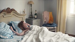 Isabelle Carré Nude Tits  "La fille d’un grand amour" 2025 / Isabelle Carré Seins Nus