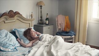 Isabelle Carré Nude Tits  "La fille d’un grand amour" 2025 / Isabelle Carré Seins Nus
