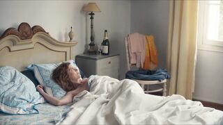 Isabelle Carré Nude Tits  "La fille d’un grand amour" 2025 / Isabelle Carré Seins Nus