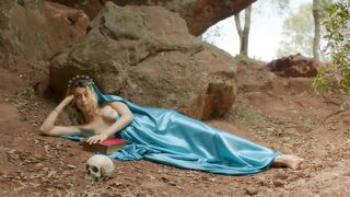 Violeta Rodriquez, Mar Nantas, Yolanda Sey Nude Tits Sex Scenes "La revolución de las musas" 2024 / Violeta Rodríguez, Mar Nantas, Yolanda Sey Desnudas Tetas Escenas de Sexo