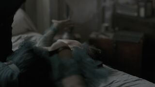 Lyna Khoudri Nude Tits Sex Scene "Carême" S1Ep5 2025 / Lyna Khoudri Nue Seins Scène De Sexe "Carême"