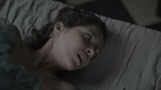 Lyna Khoudri Nude Tits Sex Scene "Carême" S1Ep5 2025 / Lyna Khoudri Nue Seins Scène De Sexe "Carême"