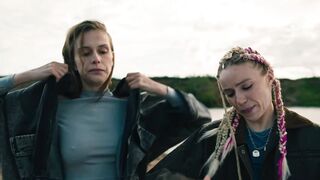 Pelageya Nevzorova, Arina Postnikova Nude Tits, Ass "Dva Holma" S3Ep4 2025 / Пелагея Невзорова, Арина Постникова голые сиськи, попа "Два холма" Сезон 3 Серия 4