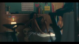 Clara Galle, Najwa Khliwa, Laura Moray, Nira Oshaia Nude Tits Sex Scenes "Olympo" S1 2025 / Clara Galle, Najwa Khliwa, Laura Moray y Nira Oshaia: Escenas de sexo con tetas desnudas