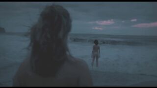 Daphne Patakia Nude Tits "Belladone" 2025 / Daphné Patakia seins nus