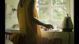 Ethelle Gonzalez Lardued Nude Tits "Cet été" 2023 / Ethelle Gonzalez Lardued Seins Nus