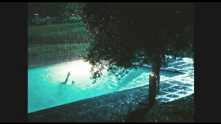 Zabou Breitman, Billie Blain Nude Tits "Cassandre" 2024 / Zabou Breitman, Billie Blain Seins Nus