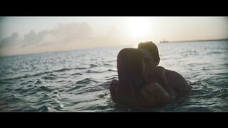 Nora Rios Nude Tits Sex Scene "An Honest Life" 2025 / Nora Rios Nakna Bröst Sexscen "Ett ärligt liv" 2025