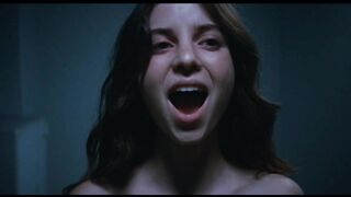 Ginevra Francesconi Nude Tits "Una Figlia" 2025 / Ginevra Francesconi Tette Nude