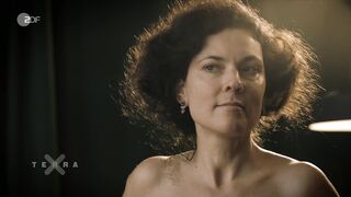 Svitlana Druzhkova Nude Tits "Giganten der Kunst" S1Ep3 2025 / Svitlana Druzhkova Nackte Titten