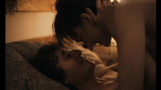 Embla Ingelman-Sundberg Nude Tits Sex Scene "Leva Lite" 2025 / Embla Ingelman-Sundberg Nakna bröst Sex Scene