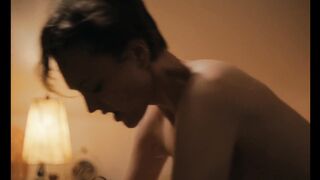 Embla Ingelman-Sundberg Nude Tits Sex Scene "Leva Lite" 2025 / Embla Ingelman-Sundberg Nakna bröst Sex Scene