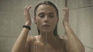 Ana Garibaldi, Camila Peralta, Carolina Ramirez, Erika de Saatu, Valentina Zenere, Tatu Glikman, etc. Nude Tits "En El Barro" S1Ep1 2025 / Ana Garibaldi, Camila Peralta, Carolina Ramirez, Erika de Saatu, Valentina Zenere, Tatu Glikman Desnudas Tetas