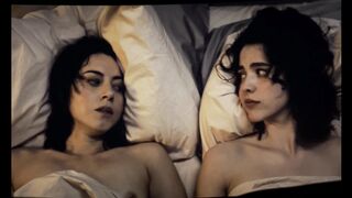 Aubrey Plaza, Margaret Qualley Nude Tits Lesbian Sex Scene "Honey Don't" 2025 LQ