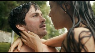 Molly Gordon, Geraldine Viswanathan Nude Tits, Ass, Sex Scenes "Oh, Hi!" 2025