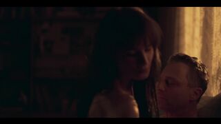 Zuzanna Galewicz Nude Tits Sex Scene "The Heritage" S1Ep2 2025 / Zuzanna Galewicz Nagie Cycki Scena Seksu "Scheda"