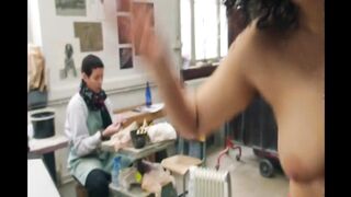Maria Cavalier-Bazan Nude Tits "Heads or Fails" 2024 / Maria Cavalier-Bazan Seins Nus "Aimer perdre"