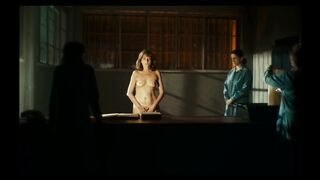 Valeria Golino, Matilda de Angelis Nude Tits Sex Scenes "Fuori" 2025 / Valeria Golino, Matilda de Angelis Scene di sesso con tette nude