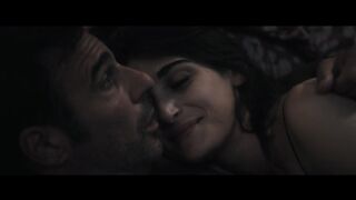 Pilar Fogliati Nude Tits Sex Scene "Follemente" 2025 / Pilar Fogliati Nuda Tette Scena di Sesso