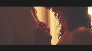 Martina Gatti Nude Tits Sex Scene "L'amore, in teoria" 2025 / Martina Gatti Nuda Tette Scena di Sesso