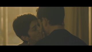 Zar Amir Ebrahimi Nude Tits Sex Scenes "L'Effacement" 2024 / Zar Amir Ebrahimi Nue Seins Scènes de Sexe