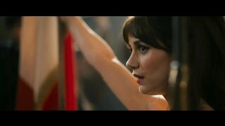 Alice Dufour Nude Tits "Montmartre" S1Ep3 2025 / Alice Dufour Seins nus