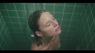 Svenja Jung Nude Tits Sex Scenes "Naked" S1Ep1 2025 / Svenja Jung Nackte Titten Sexszenen