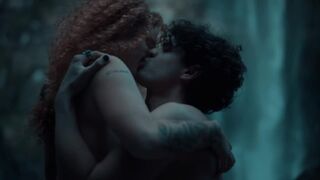 Leticia Vieira Nude Tits Sex Scene "Vermelho Sangue" S1Ep8 (2025) / Letícia Vieira Nua Seios Cena de Sexo