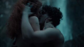 Leticia Vieira Nude Tits Sex Scene "Vermelho Sangue" S1Ep8 (2025) / Letícia Vieira Nua Seios Cena de Sexo
