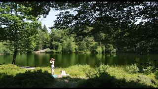 Liv Henneguier, Clara Bretheau Nude Tits "Dammen" 2025 / Liv Henneguier, Clara Bretheau seins nus