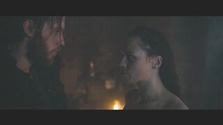 Lilja Van Der Zwaag, Rosalinde Mynster Nude Tits Sex Scenes "Nibelungen - War of the Kingdoms" S1Ep3,4,6 2025 / Lilja Van Der Zwaag, Rosalinde Mynster Nackte Titten Sexszenen „Die Nibelungen - Kampf der Königreiche“