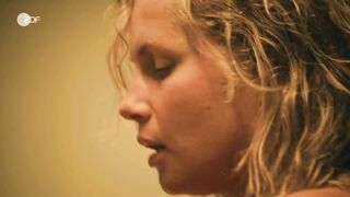 Cornelia Gröschel Nude Tits Sex Scene "Verhängnisvolle Leidenschaft Sylt" 2025 / Cornelia Gröschel Nackte Brüste Sexszene