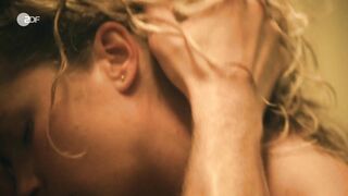 Cornelia Gröschel Nude Tits Sex Scene "Verhängnisvolle Leidenschaft Sylt" 2025 / Cornelia Gröschel Nackte Brüste Sexszene