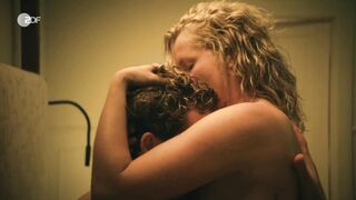 Cornelia Gröschel Nude Tits Sex Scene "Verhängnisvolle Leidenschaft Sylt" 2025 / Cornelia Gröschel Nackte Brüste Sexszene