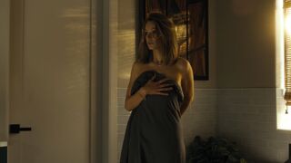 Kayla Wallace Nude "Landman" S2Ep4 2025