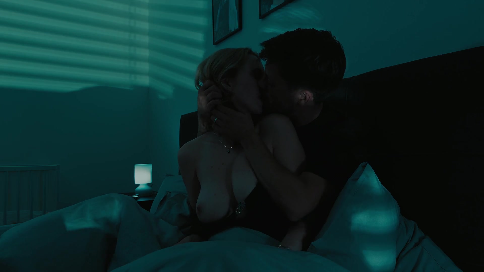 Diana Dulinková Nude Tits "Dzob" 2025 / Nahé prsa Diana Dulinková