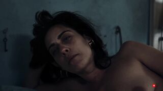 María León Nude Tits "Silencio" S1Ep3 2025 / María León Tetas Desnudas