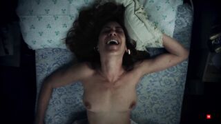 María León Nude Tits "Silencio" S1Ep3 2025 / María León Tetas Desnudas